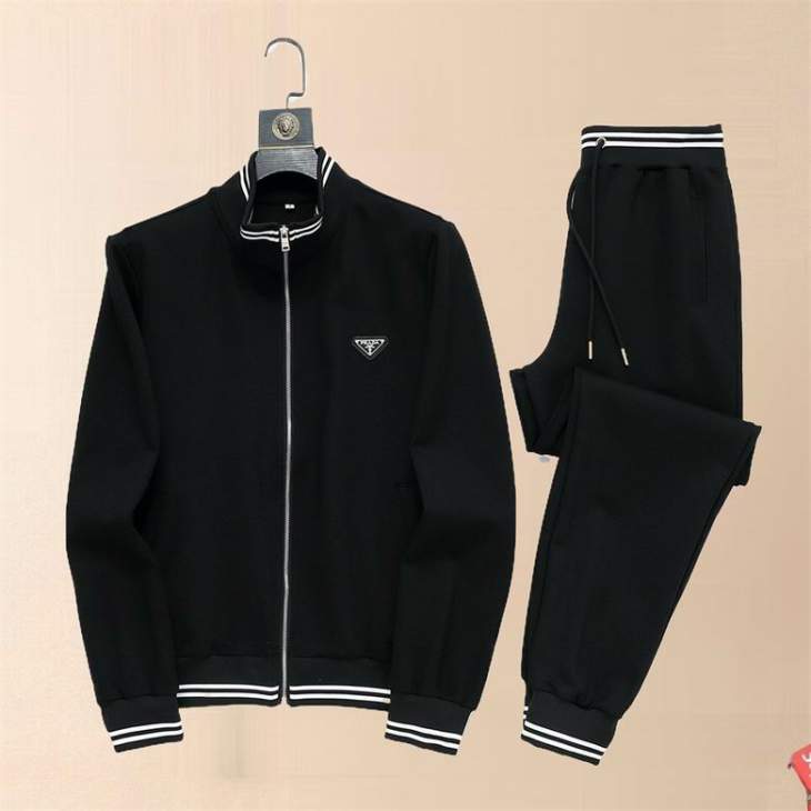 Picture of Prada Sweater Suits _SKUPradaM-3XL12yn21141856